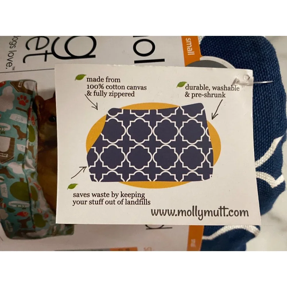 The Molly Mutt Bed Dog Duvet Romeo & Juliet Small Navy Geometric 22